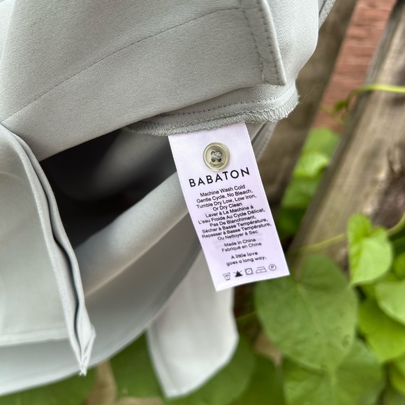 Aritzia Babaton Power blouse Sage Green - Picture 3 of 8